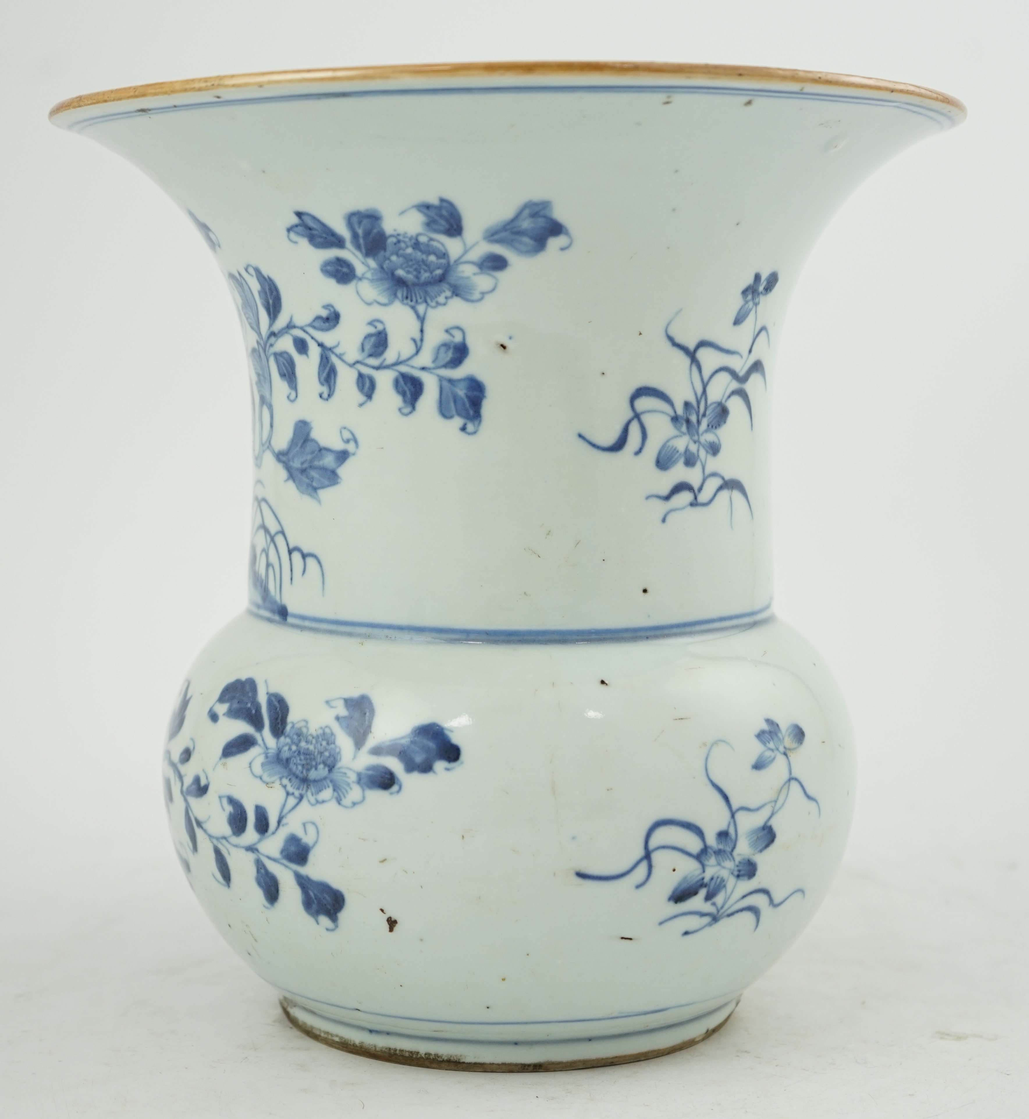 A large Chinese blue and white spittoon, zhadou, Yongzheng/Qianlong period